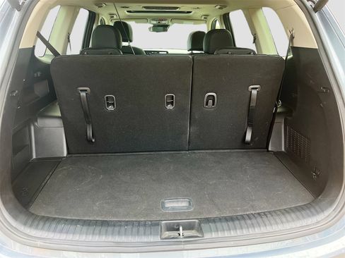 Used 2025 Kia Telluride EX w/ EX Captain's Chair Package image 28