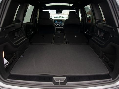 Certified 2025 Mercedes-Benz GLB 250 4MATIC image 39