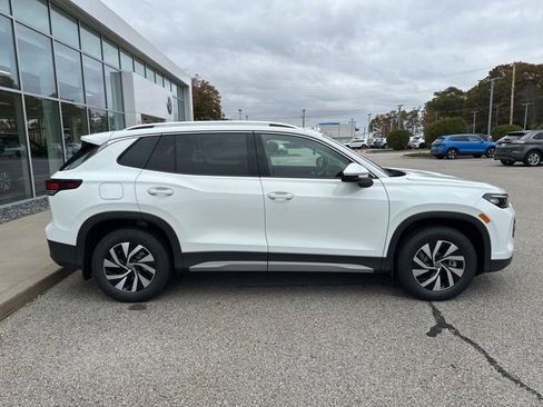 New 2026 Volkswagen Tiguan S image 8