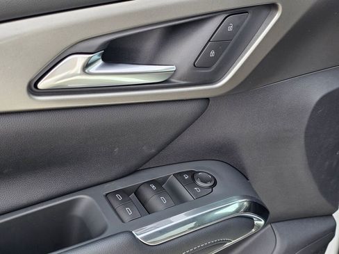 New 2026 Chevrolet Traverse LT image 33