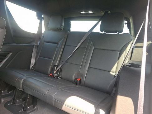 Used 2022 Chevrolet Tahoe Z71 AWD/4WD image 10