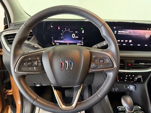 Used 2024 Buick Encore GX Preferred FWD image 28