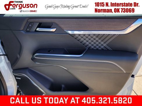 New 2026 GMC Acadia Denali w/ Super Cruise Package FWD image 41