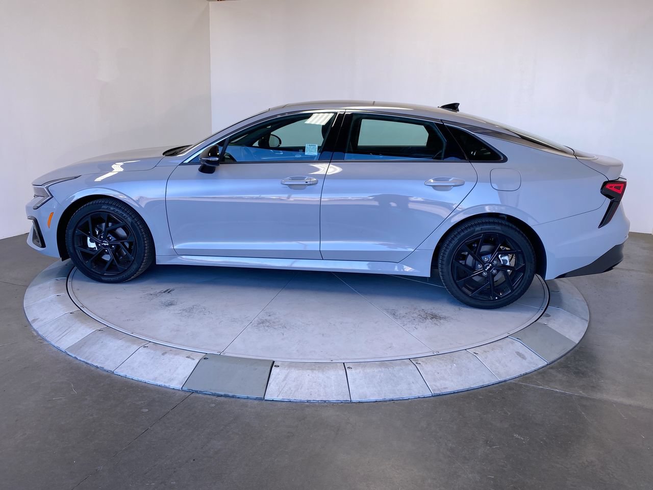 Certified 2026 Kia K5 GT-Line w/ GT-Line Premium Package FWD image 2