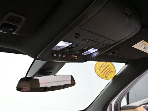 Used 2019 Cadillac XT5 Luxury FWD image 28