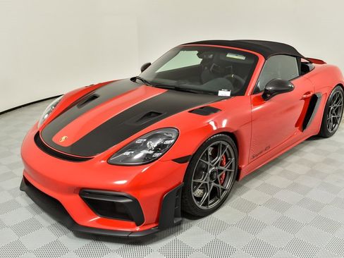 Certified 2024 Porsche 718 Boxster Spyder RS w/ Weissach Package image 32