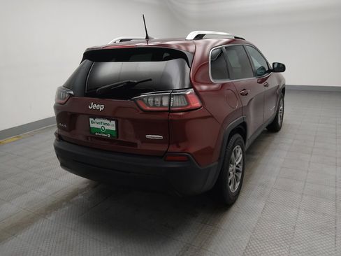 Used 2019 Jeep Cherokee Latitude Plus w/ Comfort/Convenience Group image 9