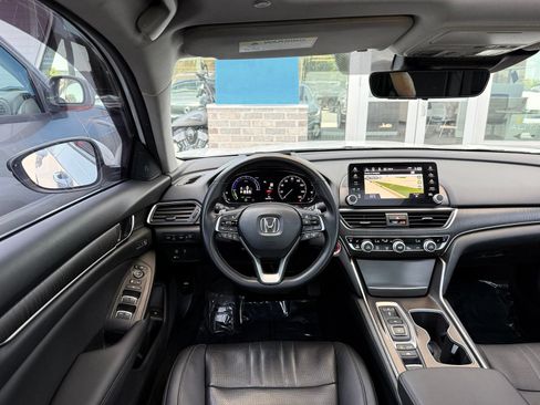 Used 2021 Honda Accord Touring image 27