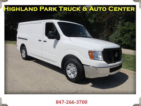 Used 2020 Nissan NV 2500 SV RWD image 1