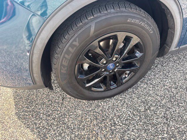 Used 2020 Ford Escape SE FWD image 3