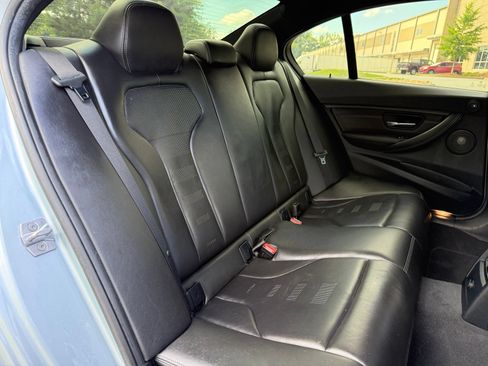Used 2017 BMW M3 RWD image 41