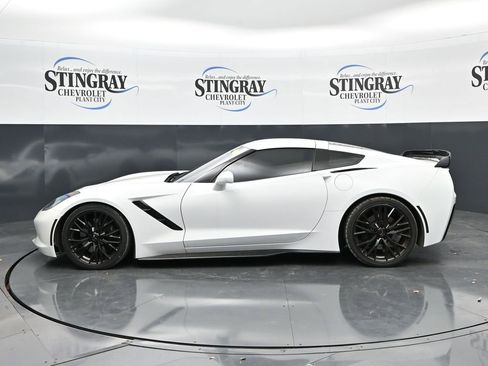 Used 2015 Chevrolet Corvette Stingray Coupe RWD image 4