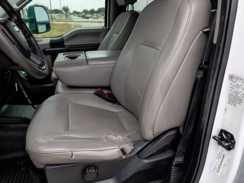 Used 2021 Ford F550 4x4 Crew Cab Super Duty image 10