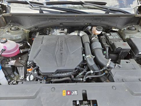 Used 2025 Hyundai Santa Fe SEL FWD image 21