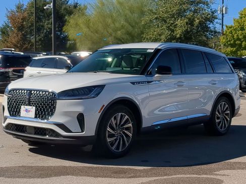 New 2026 Lincoln Aviator 2WD image 7