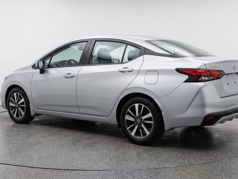 Used 2025 Nissan Versa SV FWD image 6
