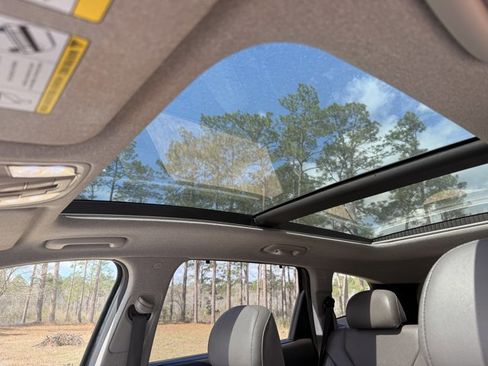 Used 2019 Hyundai Santa Fe Limited image 26