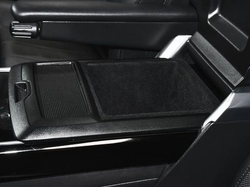 Used 2024 Land Rover Range Rover SE image 48