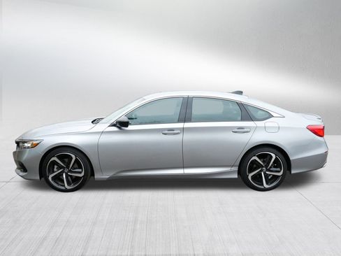 Certified 2022 Honda Accord Sport image 4