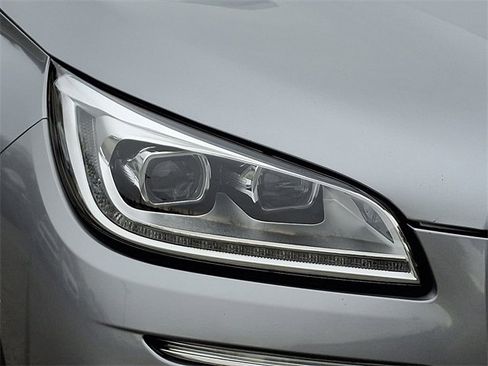 Used 2023 Lincoln Corsair Reserve w/ Equipment Group 201A image 9