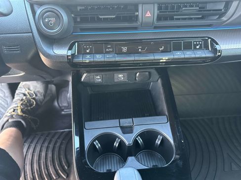 Used 2023 Toyota Prius XLE image 23