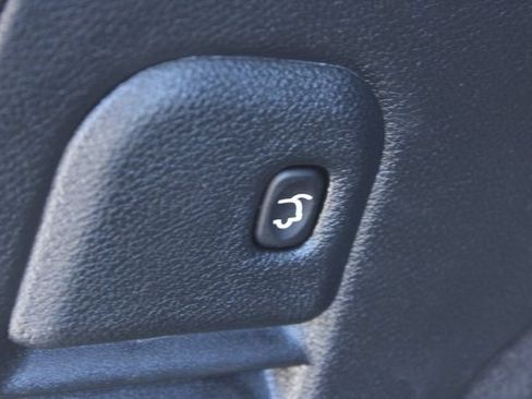 Used 2020 Jeep Grand Cherokee Limited RWD image 45