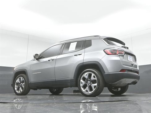 Used 2020 Jeep Compass Limited image 35