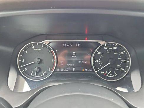 Used 2023 Nissan Rogue SV AWD/4WD image 16
