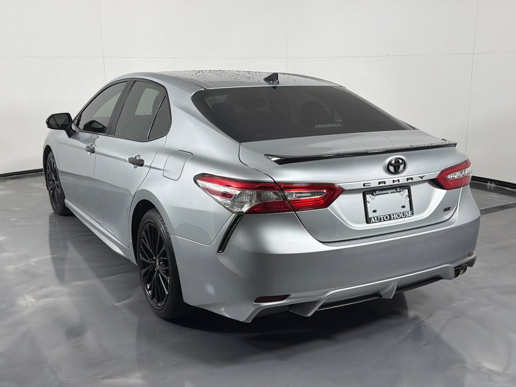 Used 2020 Toyota Camry SE FWD image 7