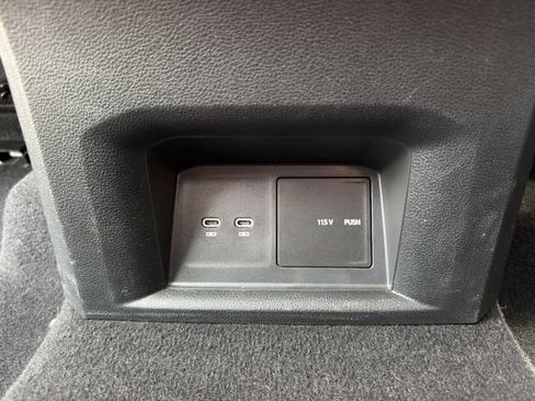 Used 2022 Volkswagen Atlas SEL AWD/4WD image 18