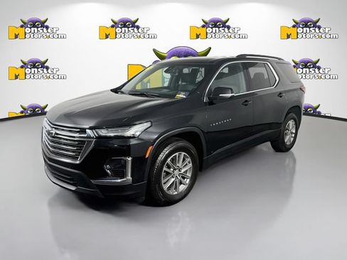 Used 2023 Chevrolet Traverse LT AWD/4WD image 1