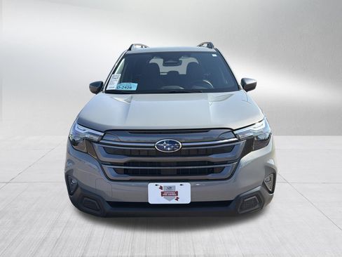 Certified 2025 Subaru Forester Premium w/ Convenience Package #1 AWD/4WD image 2