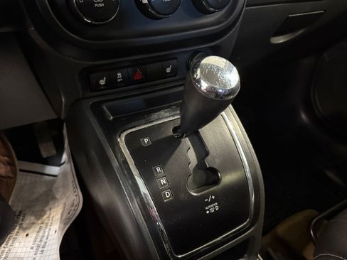 Certified 2016 Jeep Patriot High Altitude image 52