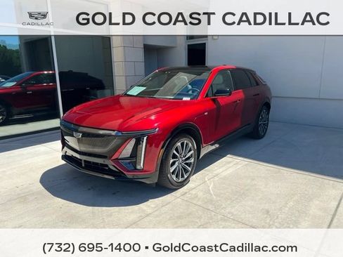 Used 2024 Cadillac Lyriq Sport RWD image 1