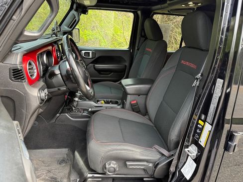 Used 2021 Jeep Gladiator Rubicon w/ Cold Weather Group image 13