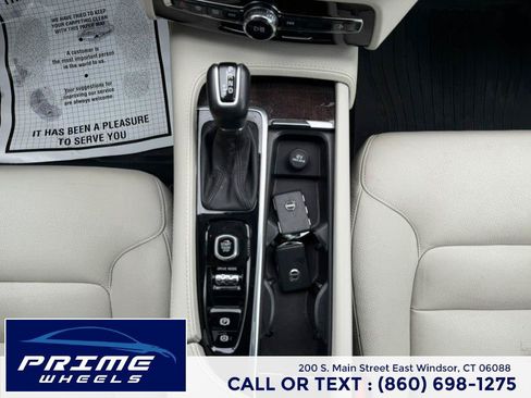 Used 2019 Volvo XC90 T6 Momentum w/ Protection Package Premier AWD/4WD image 21