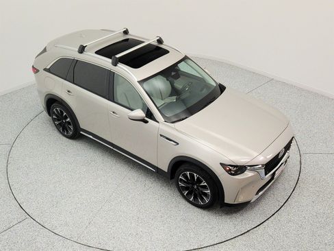 Used 2024 MAZDA CX-90 Plug-In Hybrid w/ Premium Plus AWD/4WD image 24