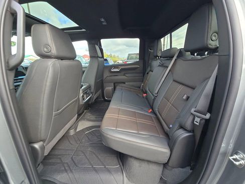New 2026 Chevrolet Silverado 1500 High Country AWD/4WD image 12