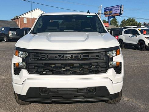 New 2026 Chevrolet Silverado 1500 Custom RWD image 2