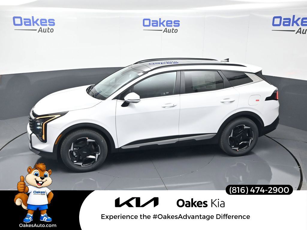 Certified 2026 Kia Sportage EX w/ EX Panorama Roof Package FWD image 49