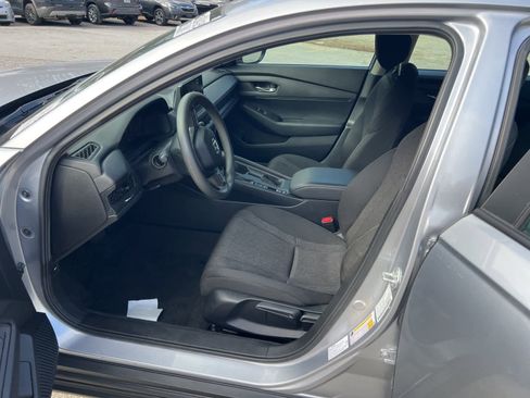 Used 2025 Honda Accord LX image 16