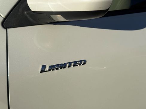 Used 2008 Toyota Highlander Limited image 32