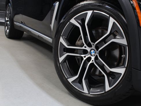 Used 2024 BMW X5 sDrive40i w/ Premium Package RWD image 17