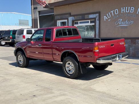 Used 2000 Toyota Tacoma PreRunner w/ Value Pkg RWD image 7