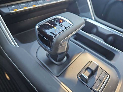 Used 2023 GMC Sierra 1500 Denali Ultimate image 32