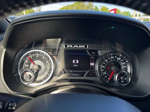 Used 2020 RAM 1500 Big Horn AWD/4WD image 16