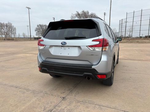 Used 2020 Subaru Forester Limited w/ Popular Package #3 image 27