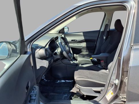 Used 2025 Nissan Kicks Play S FWD image 22