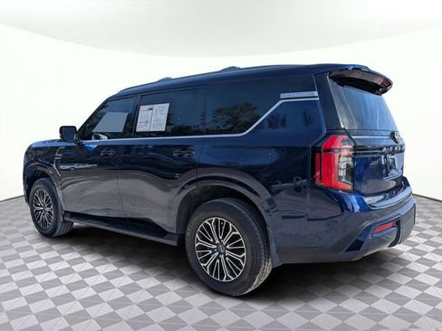 Used 2025 Nissan Armada Platinum w/ Convenience Package image 6