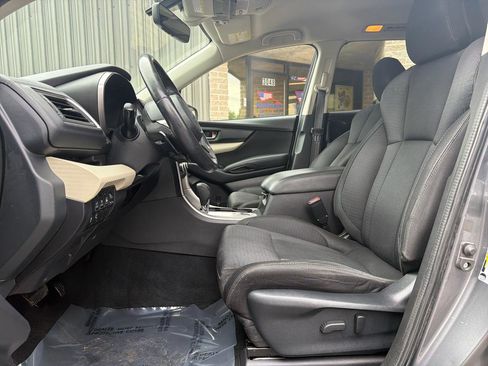 Used 2022 Subaru Ascent Premium w/ Convenience Package AWD/4WD image 9